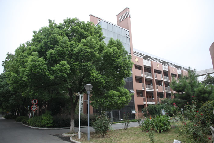 长安中学教学大楼